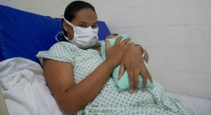 Primeiro nascimento de 2022 da rede estadual do Ceará é registrado em Fortaleza