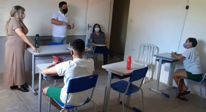 Jovens em privação de liberdade prestam o Enem neste domingo, em Juazeiro do Norte