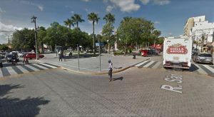 Casal esfaqueado por uma mulher na Praça Padre Cícero no centro de Juazeiro