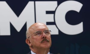 Ministro da Educação, Milton Ribeiro é denunciado no STF por homofobia