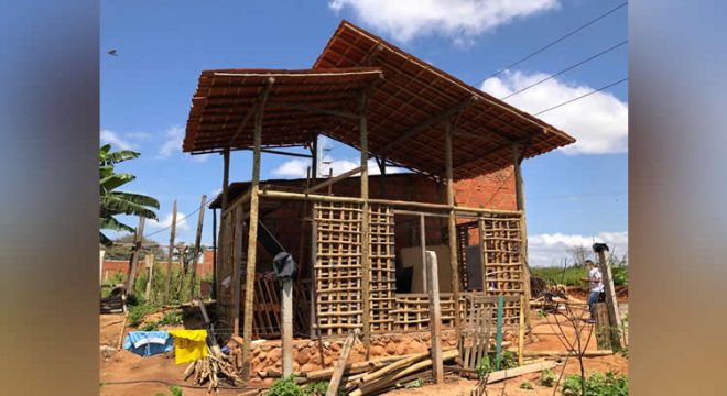 Em Juazeiro, projeto busca construir casas ecológicas para famílias de baixa renda