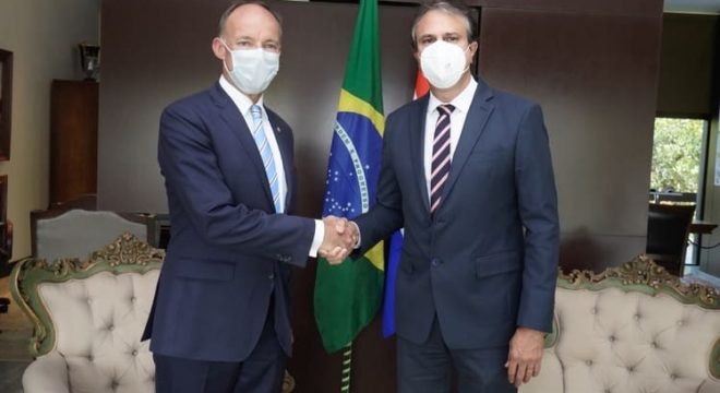 Camilo Santana recebe embaixador da Holanda e fortalece parcerias