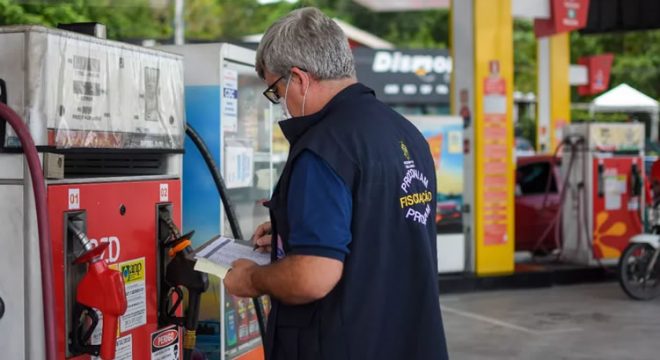 Ceará tem 33 tanques interditados após fiscalização da ANP em postos de combustíveis