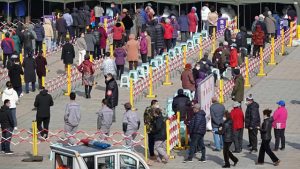 China confina cidade de 17,5 milhões de habitantes para conter surto de covid