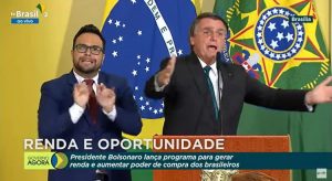 Bolsonaro se considera 'um deputado até hoje' e diz que era miserável em 2018