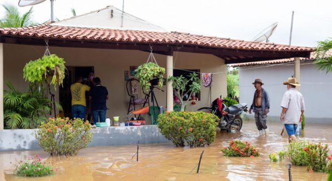Chuvas voltam a preocupar moradores de Várzea Alegre
