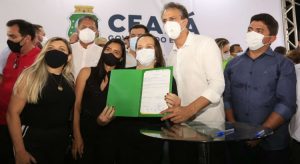 Camilo participa de festa de Patativa do Assaré e autoriza pavimentação do acesso à casa do poeta