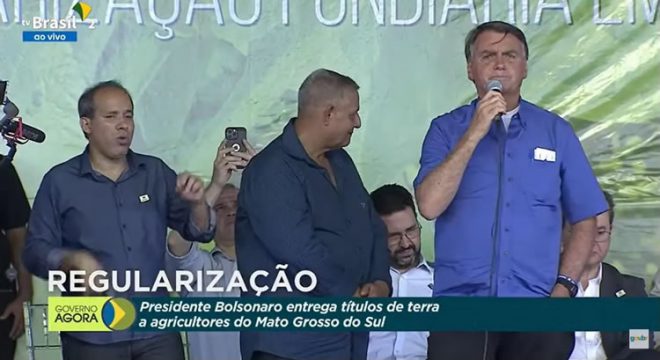 Bolsonaro volta a defender cloroquina como tratamento da Covid-19