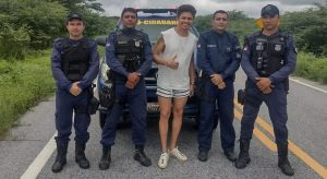 Ator Silvero Pereira sofre acidente em estrada do Ceará e sai sem ferimentos