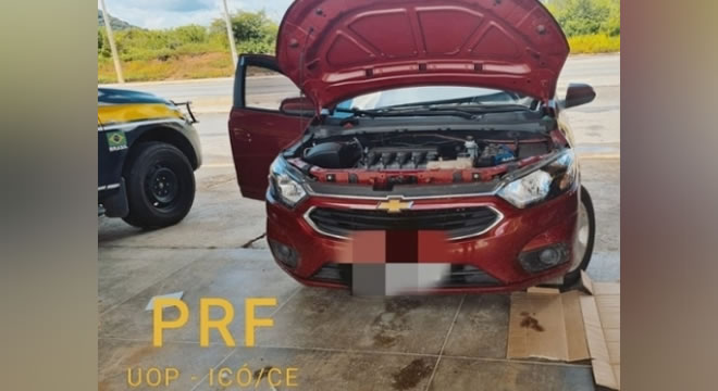 Carro roubado no Rio Grande do Sul é apreendido pela PRF na BR-116 em Icó