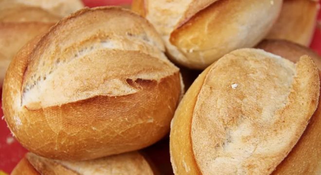 Preço do pão carioca sobe 4,9% Ceará com o impacto da guerra na Ucrânia