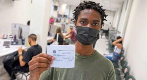 Novos títulos de adolescentes caíram 82% entre 2012 e 2022