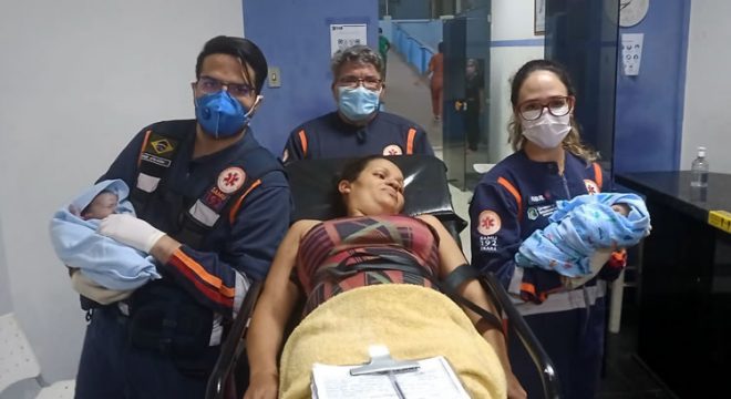 Equipe do Samu realiza parto de gêmeos em Juazeiro do Norte
