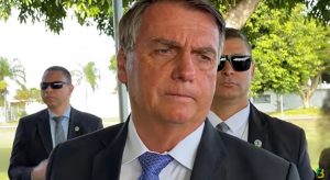 'Eu não tô aqui pra dar consultoria pra ninguém', diz Bolsonaro a apoiadores