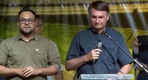 'Não erramos em nenhum momento', diz Bolsonaro sobre pandemia