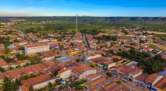 Cobra jararaca é resgatada por policiais militares em parque infantil no  município de Barbalha - Secretaria da Segurança Pública e Defesa Social