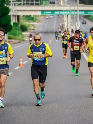 Prática de corrida de rua no entorno do Parque Ecológico das Timbaúbas