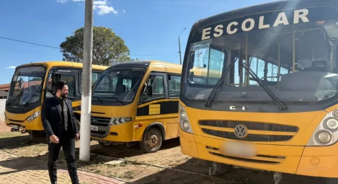 A recomendação a Santana do Cariri aconteceu após vistoria realizada pela Promotoria de Justiça, onde constatou-se irregularidades no transporte escolar.