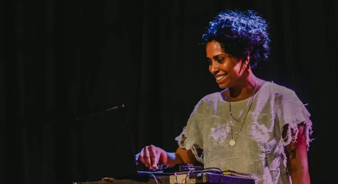 DJ Viúva Negra é destaque na agenda cultural.