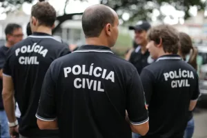 A PCCE investigou se a mulher fazia parte de uma facção criminosa.