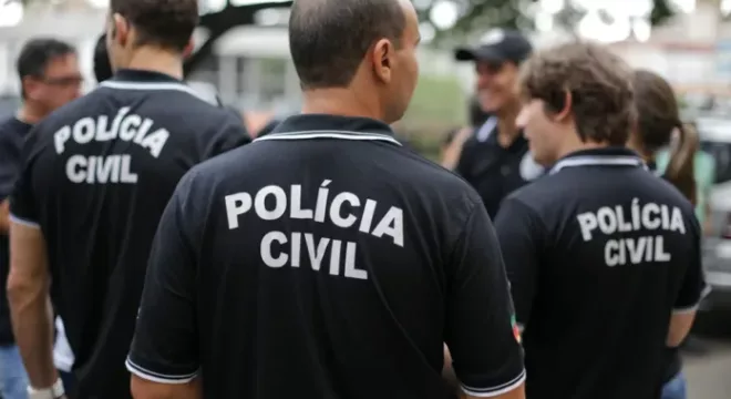 A PCCE investigou se a mulher fazia parte de uma facção criminosa.