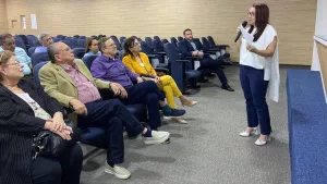 Visita da secretária estadual da Saúde, Tânia Mara Coelho.