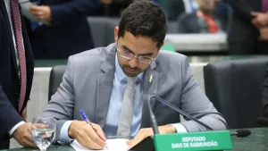 Deputado estadual Davi de Raimundão