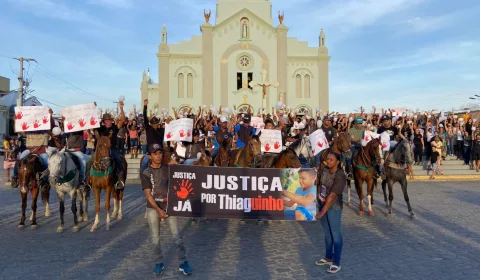 Manifestação por justiça no caso Vaqueirinho de Mauriti