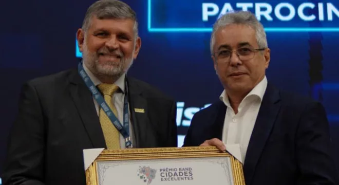 prefeito de Carius Wilamar Palácio