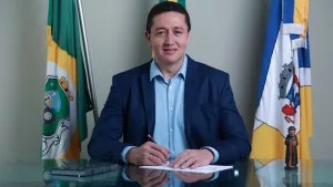 Prefeito de Juazeiro do Norte, Glêdson Bezerra