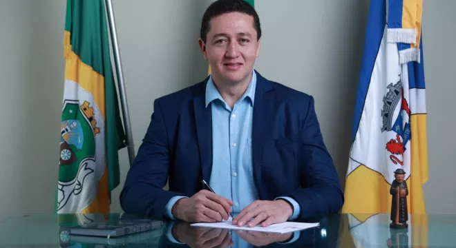 Prefeito de Juazeiro do Norte, Glêdson Bezerra