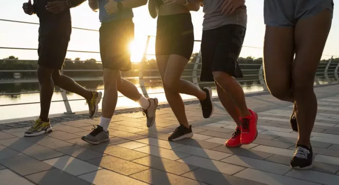 Corrida e caminhada beneficente.