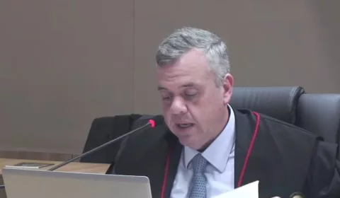 desembargador Leonardo Roberto Oliveira votou pela cassação de Glêdson e Tarso | Foto: Reprodução/ YouTube TRE-CE