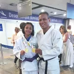 Aleta cearense ana mikaele e seu sensei