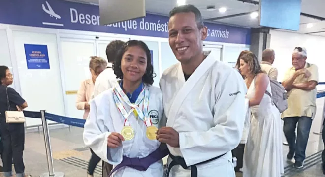 Aleta cearense ana mikaele e seu sensei