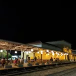 Cafeteria funciona na antiga estação ferroviária, na Avenida Carlos Cruz | Foto: Reprodução/ Google Locais