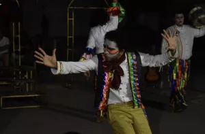 Espetáculo "O Boi Santo" na programação do Festival Louco em Cena.