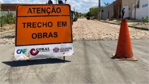 As intervenções integram o cronograma do Programa de Saneamento e Infraestrutura Urbana de Juazeiro do Norte (PSIU Juazeiro).