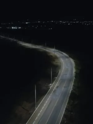 Estrada que dá acesso à cachoeira de Missão Velha
