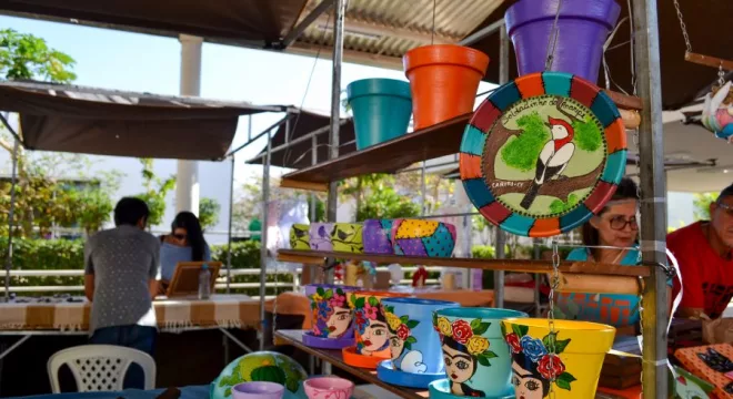 Feira de Economia Solidária na UFCA.