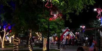 Praça Padre Cícero atrai visitantes durante o período natalino em Juazeiro do Norte