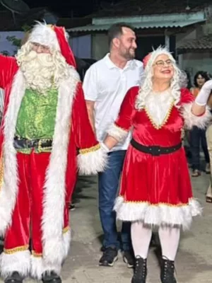Turma do Papai Noel no distrito de Jamacaru