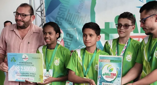 Estudantes de Salitre são premiados com Selo TCE Sutentável.