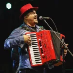 Fábio Carneiriinho compõe a agenda cultural do Portal Miseria