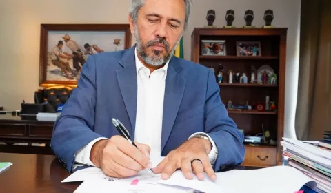 Governo do Ceará decreta ponto facultativo para servidores públicos no dia 26 de dezembro