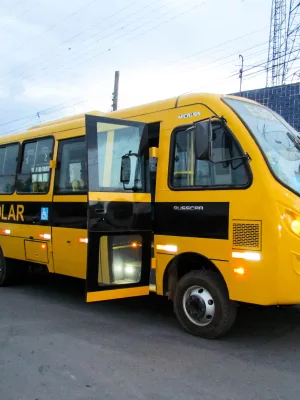 Cinco novos veículos para a Educação de Altaneira.