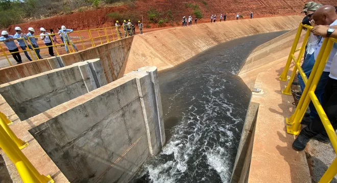 Cinturão das Águas do Ceará.