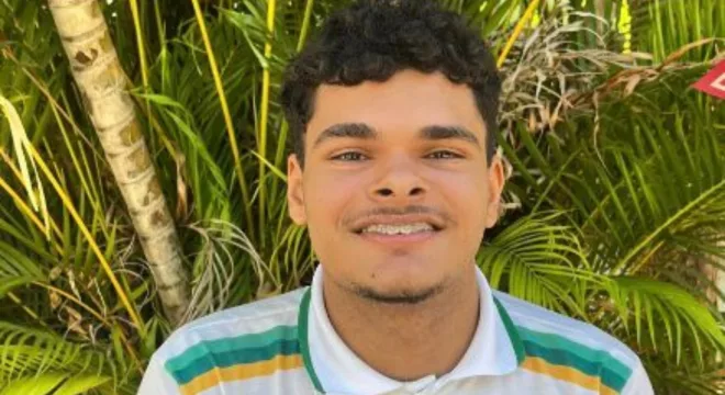 Joel Souto Lima é aluno da escola estadual Aderson Borges de Carvalho