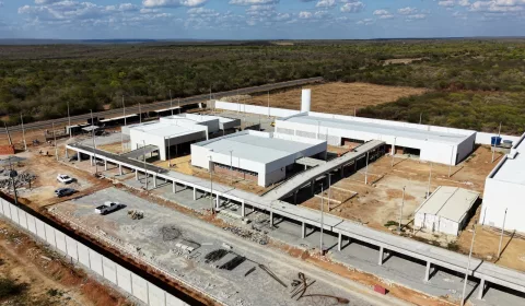 Visão aérea das obras da URCA campos sales.