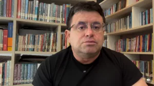 Francisco Fabiano mantinha um programa na Tempo FM há mais de 25 anos | Foto: Reprodução